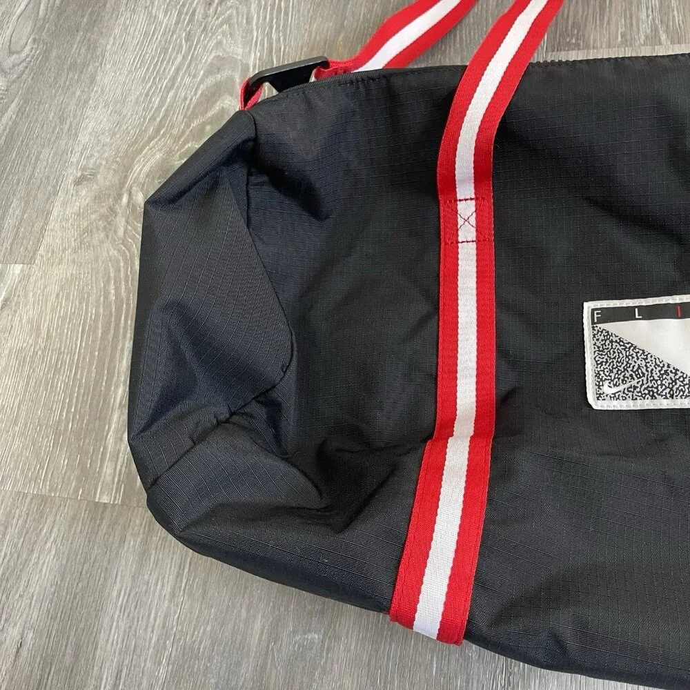 Nike Heritage Basketball Duffel Travel Bag Throwback Flight Black Red White